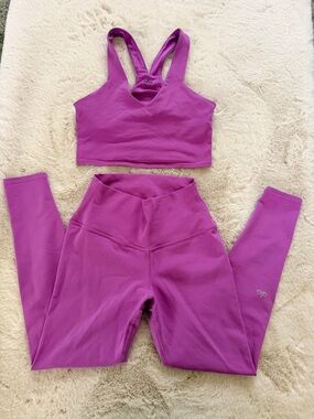 ALO Yoga Women's Magenta High-Waist Leggings & Matching Sports Bra Set